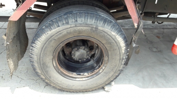 รถ 6 ล้อ HINO พื้นเรียบ 120 แรงม้า  เชื้อเพลิงน้ำมัน