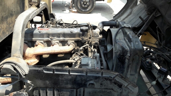 รถ 6 ล้อ HINO พื้นเรียบ 120 แรงม้า  เชื้อเพลิงน้ำมัน