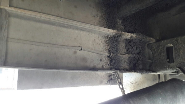 รถ 6 ล้อ HINO พื้นเรียบ 120 แรงม้า  เชื้อเพลิงน้ำมัน