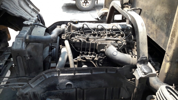 รถ 6 ล้อ HINO พื้นเรียบ 120 แรงม้า  เชื้อเพลิงน้ำมัน