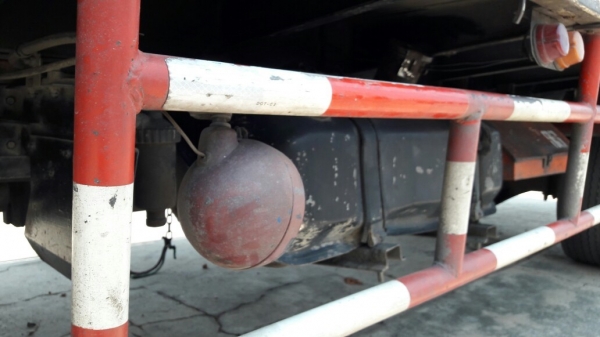 รถ 6 ล้อ HINO พื้นเรียบ 120 แรงม้า  เชื้อเพลิงน้ำมัน