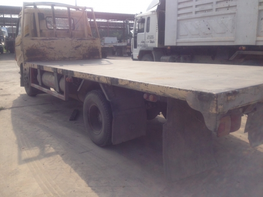 รถ 6 ล้อ HINO พื้นเรียบ 120 แรงม้า  เชื้อเพลิงน้ำมัน