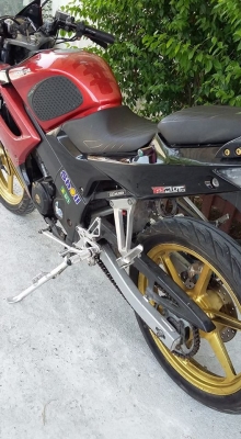 ขาย Honda CBR 150 R เดิมๆ -  เครื่องเดิมๆ ปกติ แน่นๆ ท่อแต่งบิ๊กไบร์   เกียร์โยงแต่ง สับโดด   ลัอแม็กทอง ไม่มีแตกยางดอกเต็มๆ - ชุดสีเดิมๆ ทะเบียนไม่ขาดต่อ ชุดโอนครับ -  รถอยุ่ ถนนสรงประภา แขวงสีกัน เขตดอนเมือง กรุงเทพฯ - จัดส่งได้คับ ตามใบเสร็จที่ส่งคับ -