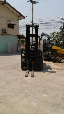 รถยก4.5ตัน ดีเชล เสา4เมตร