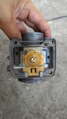 ขายอะไหล่หน่อยครับ ท่อ คาร์บู เบาะ