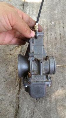 ขายอะไหล่หน่อยครับ ท่อ คาร์บู เบาะ