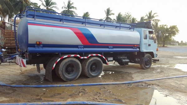 สิบล้อFVM 195รถบรรทุกน้ำมันนางฟ้าแท้ สิบล้อFVM 195รถบรรทุกน้ำมันนางฟ้าแท้