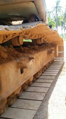 ขายรถแบคโฮ KOBELCO SK.200-YN 12 เอกสารใบแจ้งจำหน่าย ไฟฟ้ามี ช่วงล้างเต็ม รถสวย ราคา.1880000 สนใจโทรด่วน