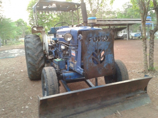 ขายด่วน รถไถ FROD 6600 สภาพพร้อมใช้งาน เครื่องปั้มดี เอกสารเล่มทะเบียน