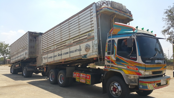 ขายรถพ่วง 18 ล้อ แม่-ลูก กระบะเนียมคอกเกษตรดั้ม อู่.ธวัทชัย ISUZI 270 ปี.46 รถสวย ราคา.1850000 จัดไฟแนนซ์ได้ สนใจรีบจองด่วน