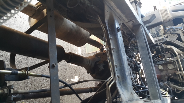 ขายรถพ่วง 18 ล้อ แม่-ลูก กระบะเนียมคอกเกษตรดั้ม อู่.ธวัทชัย ISUZI 270 ปี.46 รถสวย ราคา.1850000 จัดไฟแนนซ์ได้ สนใจรีบจองด่วน