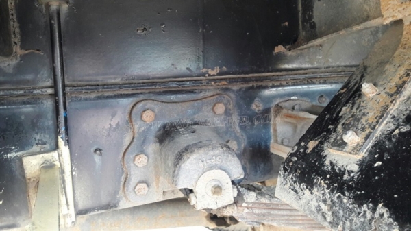 6 ล้อ HINO พื้นเรียบ ขนาด 120 แรงม้า ใช้แก๊ซ CNG