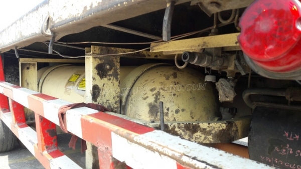 6 ล้อ HINO พื้นเรียบ ขนาด 120 แรงม้า ใช้แก๊ซ CNG