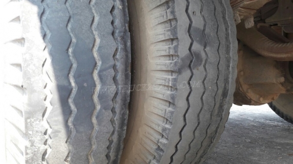 6 ล้อ HINO พื้นเรียบ ขนาด 120 แรงม้า ใช้แก๊ซ CNG