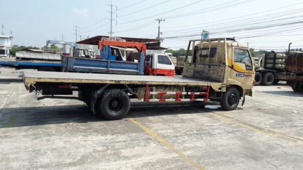 6 ล้อ HINO พื้นเรียบ ขนาด 120 แรงม้า ใช้แก๊ซ CNG