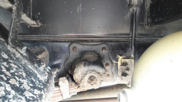 6 ล้อ HINO พื้นเรียบ ขนาด 120 แรงม้า ใช้แก๊ซ CNG