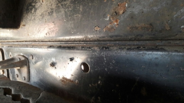 6 ล้อ HINO พื้นเรียบ ขนาด 120 แรงม้า ใช้แก๊ซ CNG