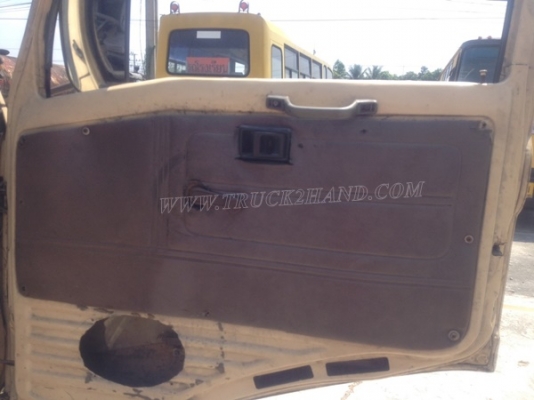 6 ล้อ HINO พื้นเรียบ ขนาด 120 แรงม้า ใช้แก๊ซ CNG