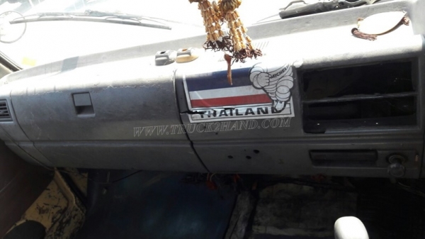 6 ล้อ HINO พื้นเรียบ ขนาด 120 แรงม้า ใช้แก๊ซ CNG