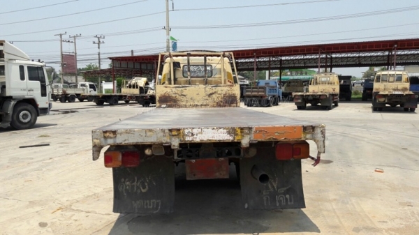 6 ล้อ HINO พื้นเรียบ รุ่นรถFC2W 120 แรงม้า กระบะยาว ยาว5.50 เมตร