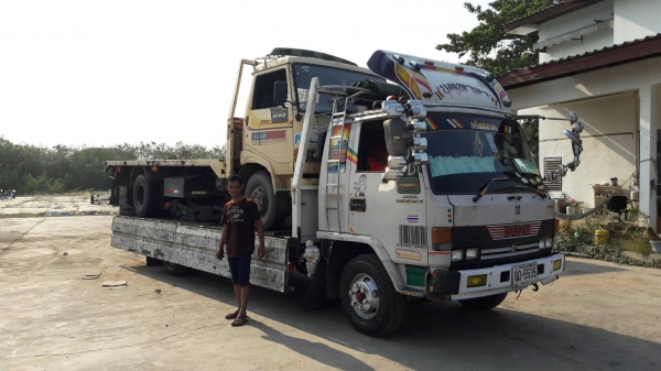 6 ล้อ HINO พื้นเรียบ รุ่นรถFC2W 120 แรงม้า กระบะยาว ยาว5.50 เมตร