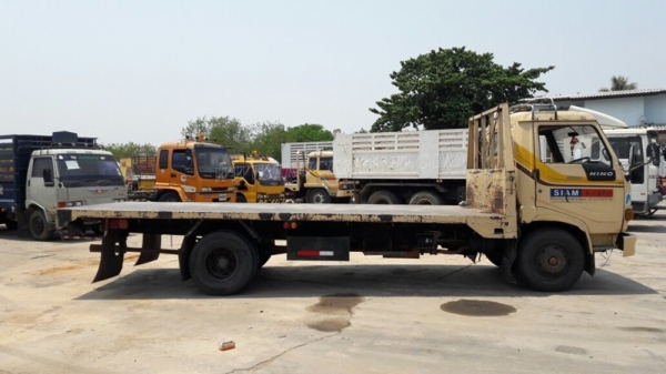6 ล้อ HINO พื้นเรียบ รุ่นรถFC2W 120 แรงม้า กระบะยาว ยาว5.50 เมตร
