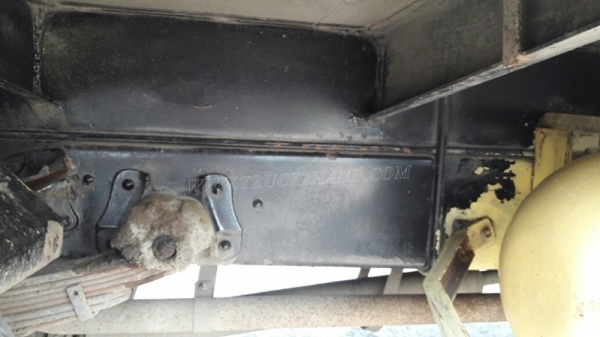 6 ล้อ HINO พื้นเรียบ  145 แรงม้า  มีเล่มทะเบียนพร้อม