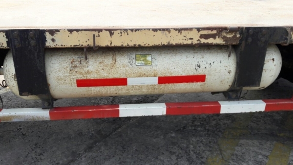 6 ล้อ HINO พื้นเรียบ  145 แรงม้า  มีเล่มทะเบียนพร้อม