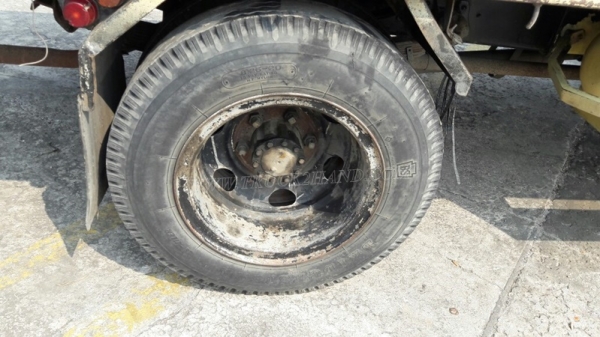 6 ล้อ HINO พื้นเรียบ  145 แรงม้า  มีเล่มทะเบียนพร้อม