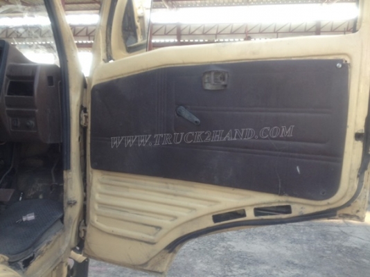 6 ล้อ HINO พื้นเรียบ  145 แรงม้า  มีเล่มทะเบียนพร้อม