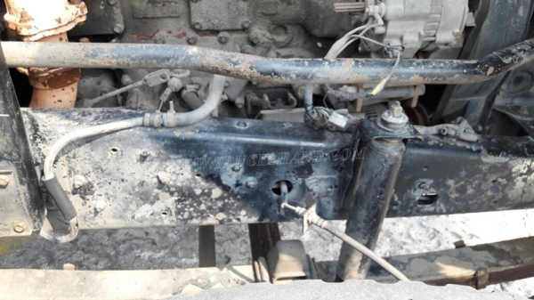 6 ล้อ HINO พื้นเรียบ  145 แรงม้า  มีเล่มทะเบียนพร้อม