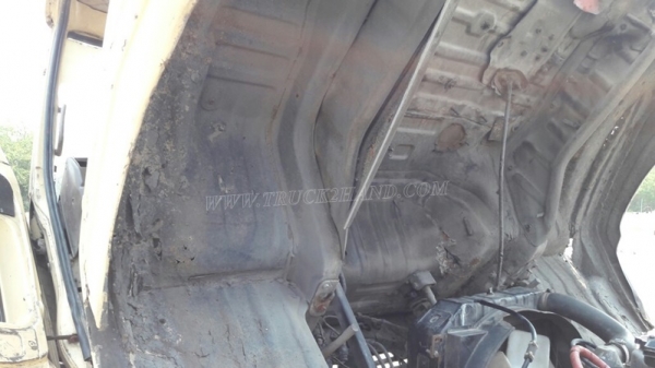 6 ล้อ HINO พื้นเรียบ  145 แรงม้า  มีเล่มทะเบียนพร้อม