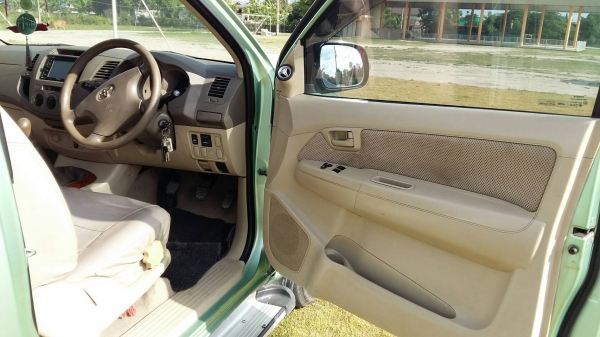 วีโก้ ปี 2005 รถสวยๆ ตามภาพ ราคา 285,000 บาท วีโก้ ปี 2005 รถสวยๆ ตามภาพ ราคา 285,000 บาท