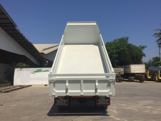 ISUZU 6 ล้อใหญ่ ดั้มพ์ 6คิวใหม่ ISUZU 6 ล้อใหญ่ ดั้มพ์ 6คิวใหม่