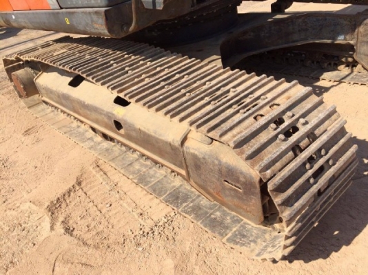 ขายรถแบคโฮ HITACHI ZX200-3 ปี 2008 รถนอกนำเข้าเองจากญี่ปุ่น สภาพสวยพร้อมใช้งาน มีVDOการทำงานครับ