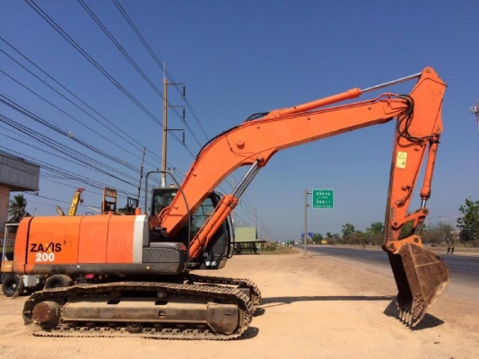 ขายรถแบคโฮ HITACHI ZX200-3 ปี 2008 รถนอกนำเข้าเองจากญี่ปุ่น สภาพสวยพร้อมใช้งาน มีVDOการทำงานครับ