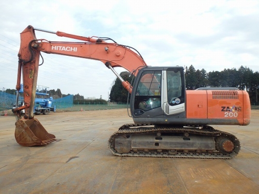 ขายรถแบคโฮ HITACHI ZX200-3 ปี 2008 รถนอกนำเข้าเองจากญี่ปุ่น สภาพสวยพร้อมใช้งาน มีVDOการทำงานครับ