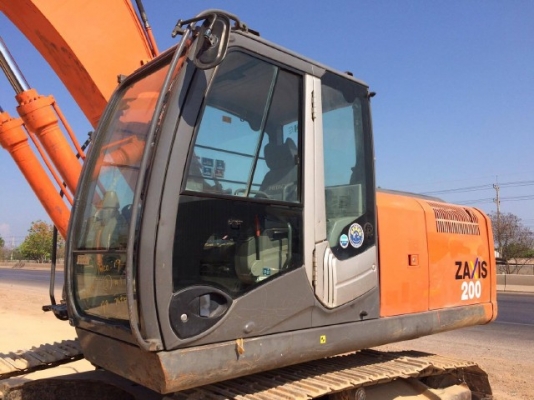 ขายรถแบคโฮ HITACHI ZX200-3 ปี 2008 รถนอกนำเข้าเองจากญี่ปุ่น สภาพสวยพร้อมใช้งาน มีVDOการทำงานครับ