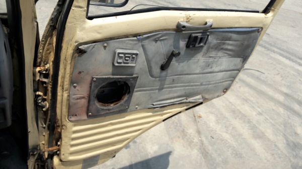 6 ล้อ HINO พื้นเรียบ 120 แรงม้า เชื้อเพลิงน้ำมัน ขายซากไม่มีเล่มทะเบียน แต่รถใช้งานได้ปกติ