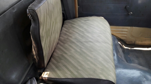 6 ล้อ HINO พื้นเรียบ 120 แรงม้า เชื้อเพลิงน้ำมัน ขายซากไม่มีเล่มทะเบียน แต่รถใช้งานได้ปกติ