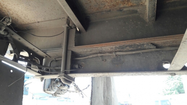 6 ล้อ HINO พื้นเรียบ 120 แรงม้า เชื้อเพลิงน้ำมัน ขายซากไม่มีเล่มทะเบียน แต่รถใช้งานได้ปกติ