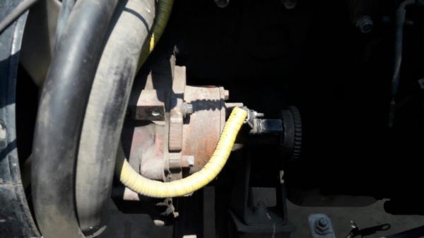 6 ล้อ HINO พื้นเรียบ 120 แรงม้า เชื้อเพลิงน้ำมัน ขายซากไม่มีเล่มทะเบียน แต่รถใช้งานได้ปกติ