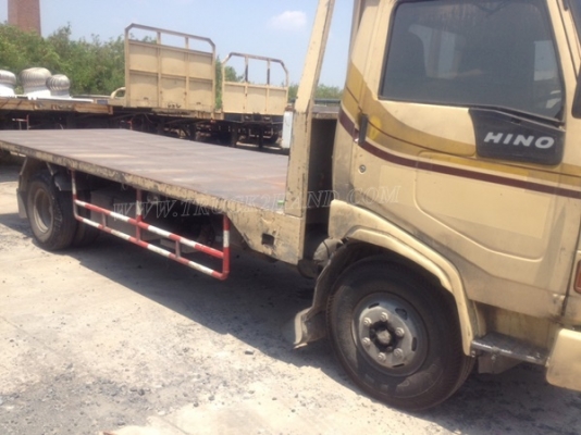 6 ล้อ HINO พื้นเรียบ 120 แรงม้า เชื้อเพลิงน้ำมัน ขายซากไม่มีเล่มทะเบียน แต่รถใช้งานได้ปกติ