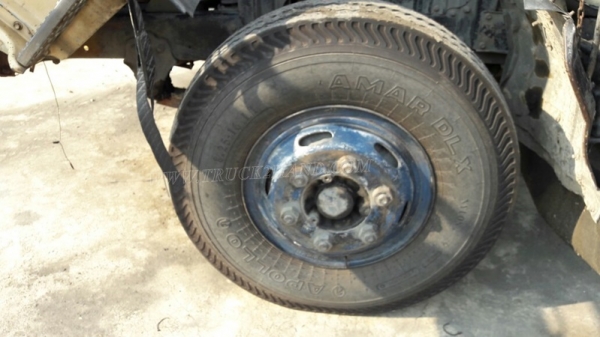 6 ล้อ HINO พื้นเรียบ 120 แรงม้า เชื้อเพลิงน้ำมัน ขายซากไม่มีเล่มทะเบียน แต่รถใช้งานได้ปกติ