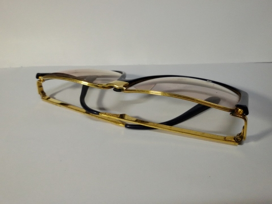 ขายกรอบแว่นventura