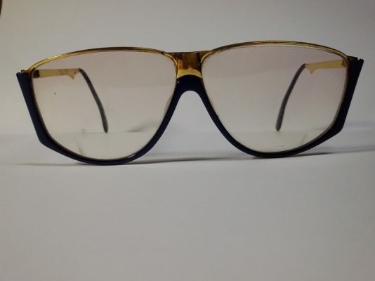 ขายกรอบแว่นventura