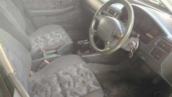 โตโยต้า โซลูน่า