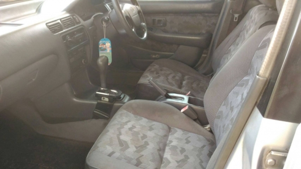 โตโยต้า โซลูน่า