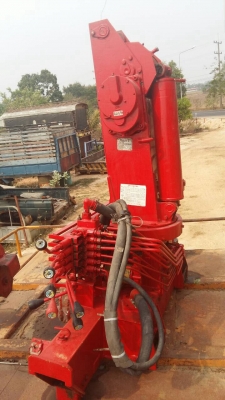 ขายถูกๆ..155000บาท เครนยูนิค4.5ตัน 4ปลอก สภาพสวยพร้อมใช้