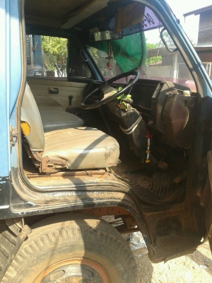 ขาย 6 ล้อ NPR 115 แรง พร้อมตู้นวดข้าว ไทยเส็ง 5 ฟุต รถสวยทะเบียนพร้อมโอน